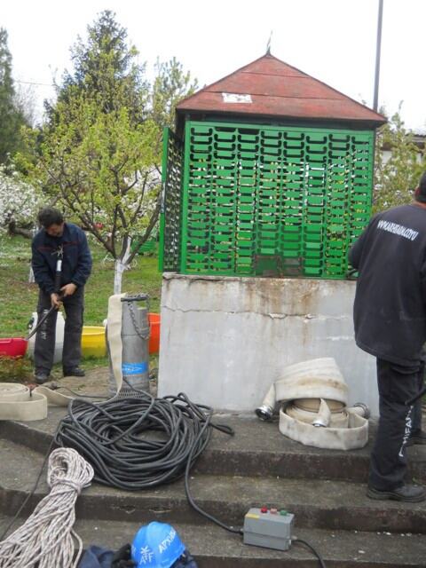 Čišćenje i dezinfekcija bunara — snimak 2 od 6