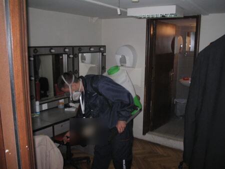 Dezinsekcija male pozornice teatra — snimak 5 od 6