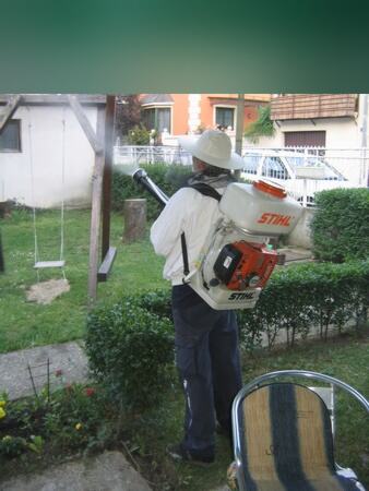 Suzbijanje osa mikroniranjem motornim ULV rasprskivačem — snimak 4 od 4