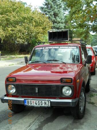 Opremanje vozila bioakustičnim uređajem za rasterivanje ptica i životinja — snimak 1 od 12