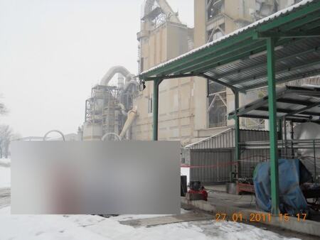 Čišćenje rezervoara opasnih i zapaljivih materija u EXD2 verziji, u krugu fabrike cementa — snimak 3 od 30