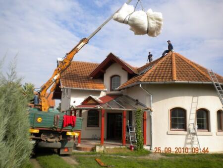 Zaštita drveta gasom (fumigacija) pod ciradom, na objektu površine 300 m² — snimak 10 od 15